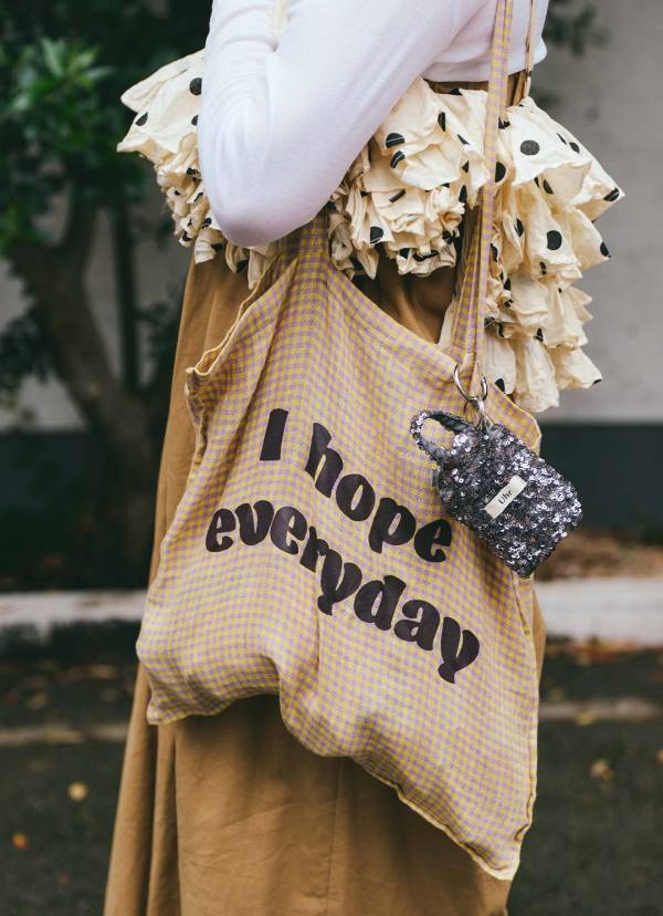 トレンドのビスチェはこう使う！1点投入でオシャレ度爆上げなコーデ術 | HugMug