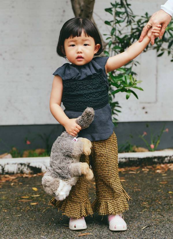 トレンドのビスチェはこう使う！1点投入でオシャレ度爆上げなコーデ術 | HugMug