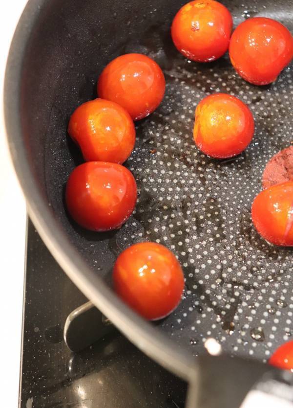 【そうめんアレンジレシピ】夏野菜や市販のドレッシングで！  超簡単さっぱりレシピ | HugMug