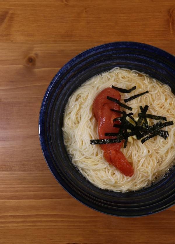 【そうめんアレンジレシピ】夏野菜や市販のドレッシングで！  超簡単さっぱりレシピ | HugMug