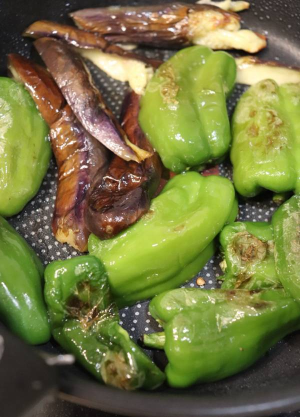 【そうめんアレンジレシピ】夏野菜や市販のドレッシングで！  超簡単さっぱりレシピ | HugMug