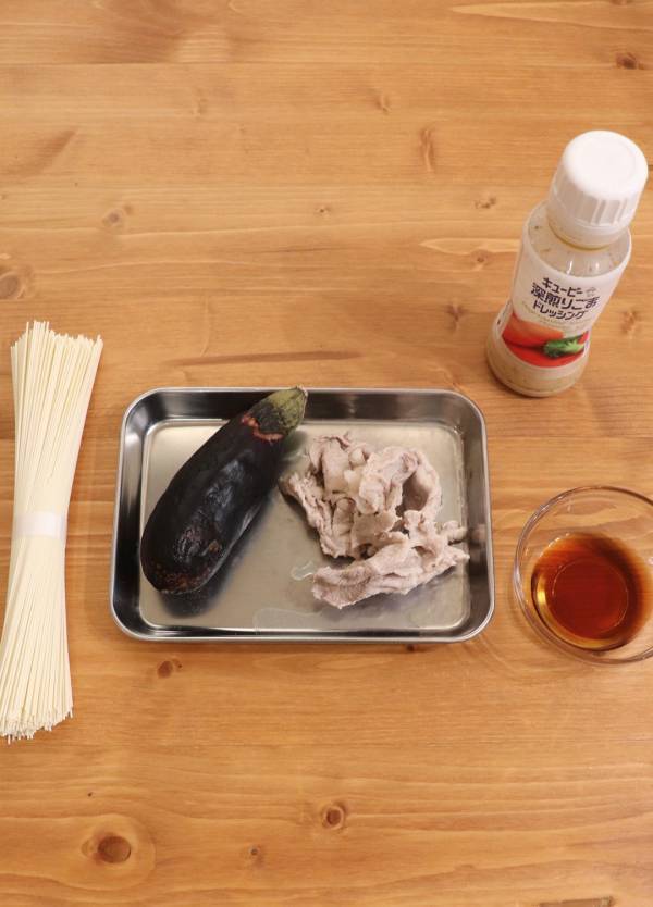 【そうめんアレンジレシピ】夏野菜や市販のドレッシングで！  超簡単さっぱりレシピ | HugMug