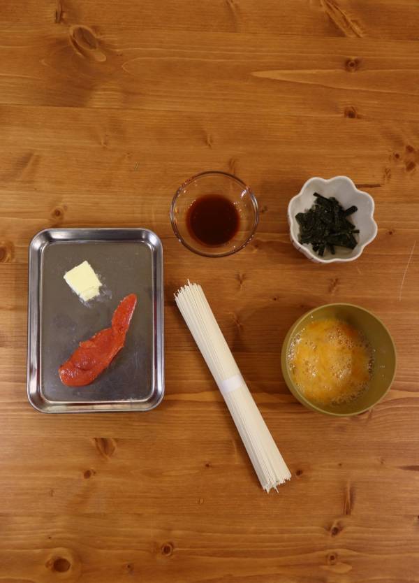 【そうめんアレンジレシピ】夏野菜や市販のドレッシングで！  超簡単さっぱりレシピ | HugMug