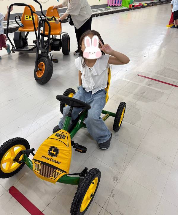 真夏に雪遊び！？駅直結の室内遊び場【東京あそびマーレ】が最高すぎた！ | HugMug