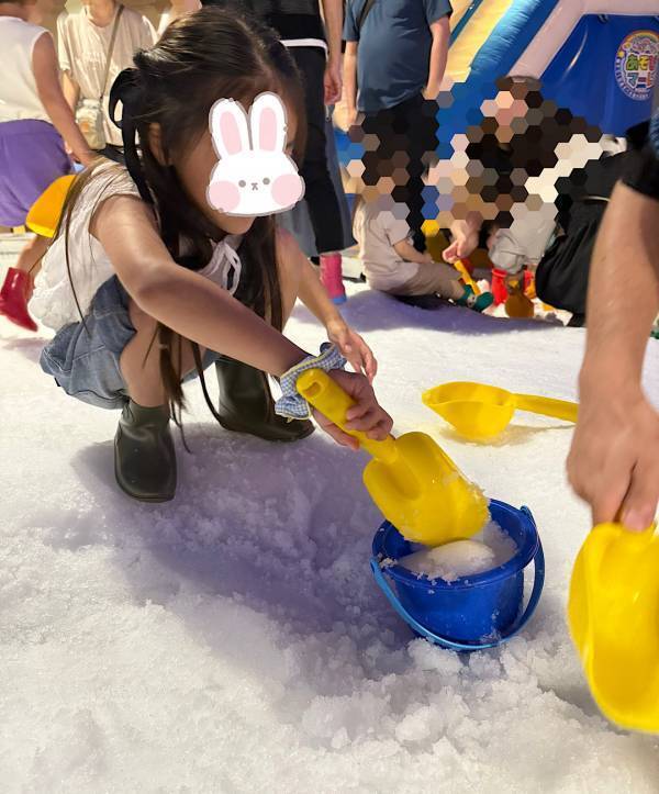 真夏に雪遊び！？駅直結の室内遊び場【東京あそびマーレ】が最高すぎた！ | HugMug