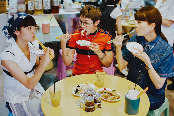 【子育ての悩みは？金銭事情は？】NGなし！人気モデルのぶっちゃけトーク！VOL.3 | HugMug