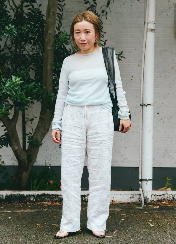 透け感ある長袖でちょっと秋を先取り！6(ROKU)のトップスが超使える | HugMug