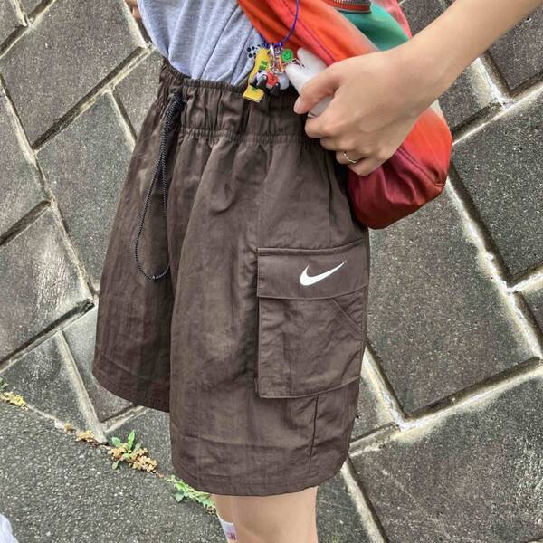 トレーニングウェアっぽくならない！【NIKE】をおしゃれに着こなすコーディネート術 | HugMug