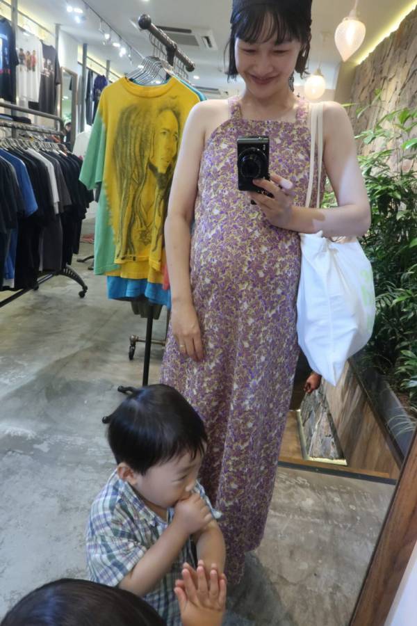 マタニティでもおしゃれしたい！アパレルスタッフの臨月コーデ術＆アイテム紹介 | HugMug