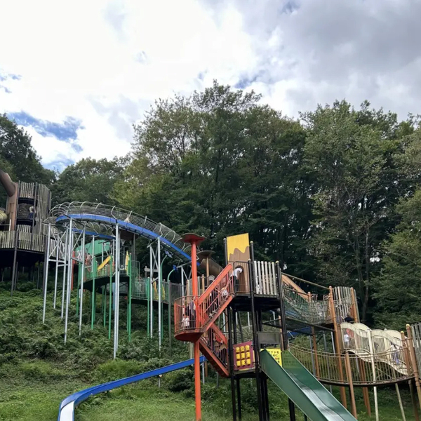 【入場料無料】ぐんまこどもの国は子連れ神スポット！科学館やプラネタリウム、遊具など多数 | HugMug