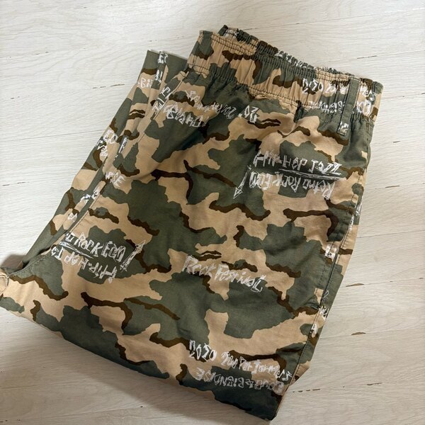 マーキーズの大人服が超使える！【シェフパンツ】が3,000円台！？親子リンクコーデもできちゃう | HugMug