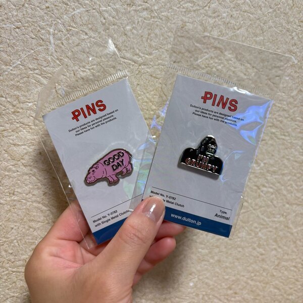 遊び心ある25種類【ダルトンのPINS】が集めたくなる可愛さ！ギフトにもおすすめ | HugMug