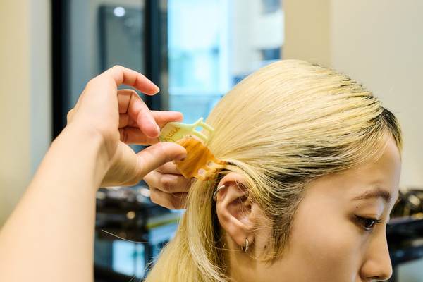 忙しい朝でも即おしゃれ！今どきヘアアクセ6選。美容師ママがやってる可愛い付け方【ボブ&amp;ロング必見】 | HugMug