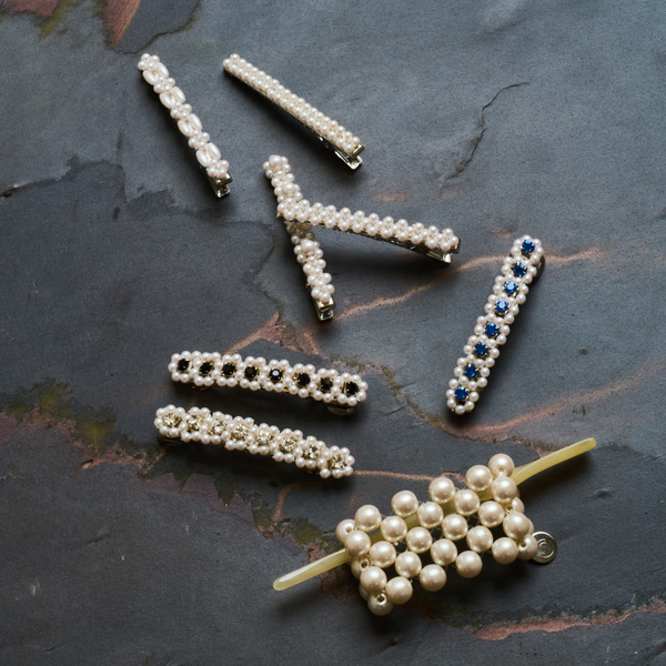 忙しい朝でも即おしゃれ！今どきヘアアクセ6選。美容師ママがやってる可愛い付け方【ボブ&amp;ロング必見】 | HugMug