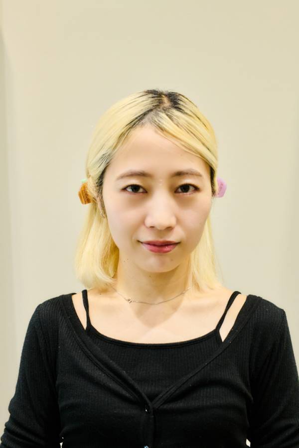 忙しい朝でも即おしゃれ！今どきヘアアクセ6選。美容師ママがやってる可愛い付け方【ボブ&amp;ロング必見】 | HugMug