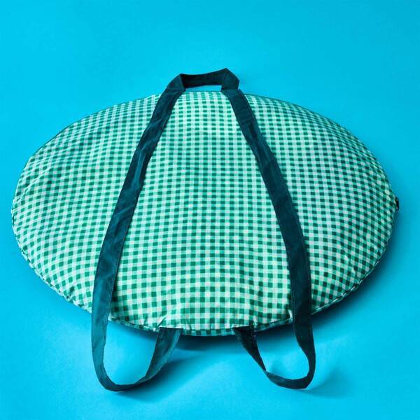 編集部ママが本当に買ってよかった！【公園遊びのマストアイテム8選】 | HugMug