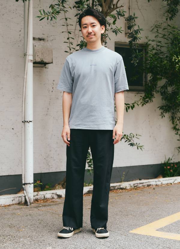 きれいめカジュアルでお出かけコーデ。シンプルなのにこなれ見えはカラー使いにあり！ | HugMug