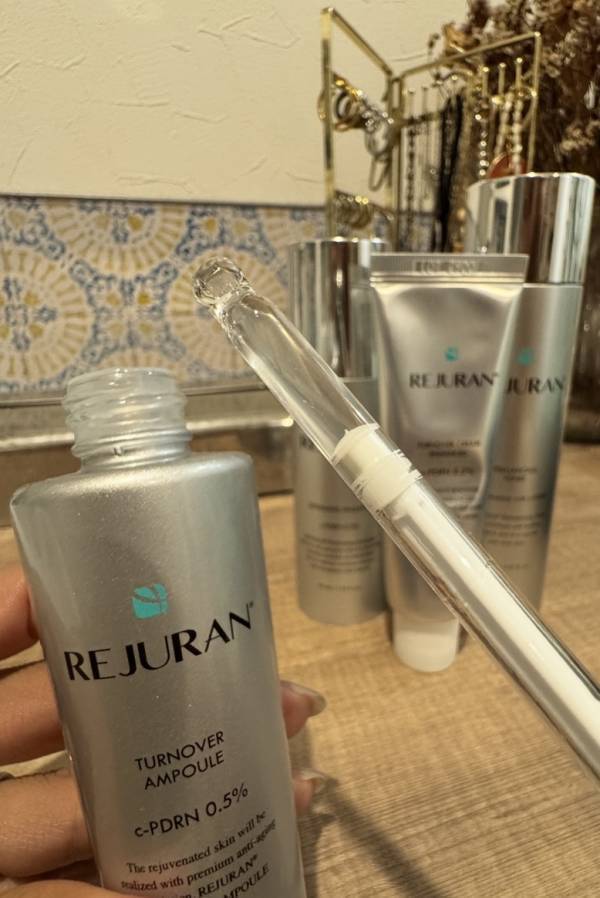 【2025秋】韓国コスメマニアが選ぶ「本当に買ってよかった」コスメ4選 | HugMug