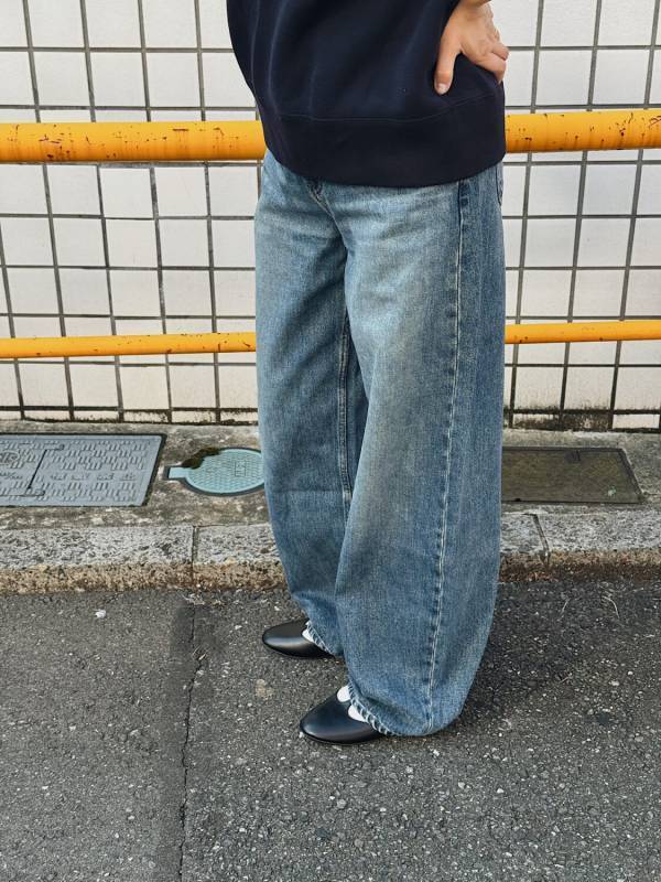 【UNIQLO:C】新作シューズ＆パンツでつくる！ 秋コーデ高見えアイテム4選 | HugMug