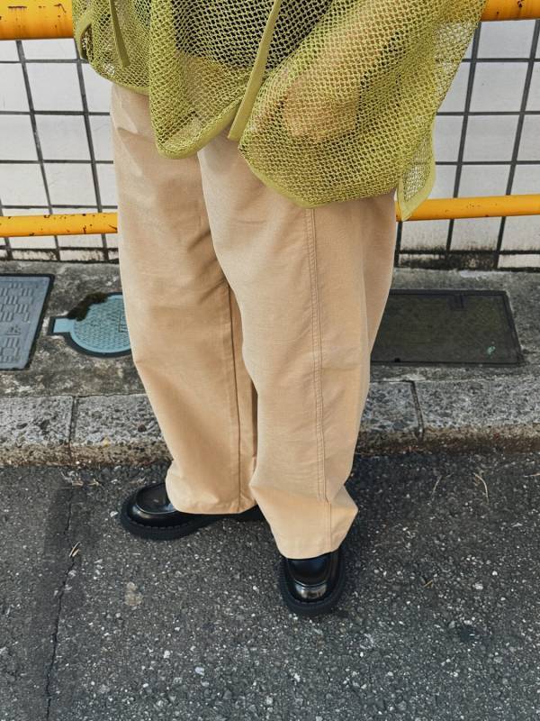 【UNIQLO:C】新作シューズ＆パンツでつくる！ 秋コーデ高見えアイテム4選 | HugMug