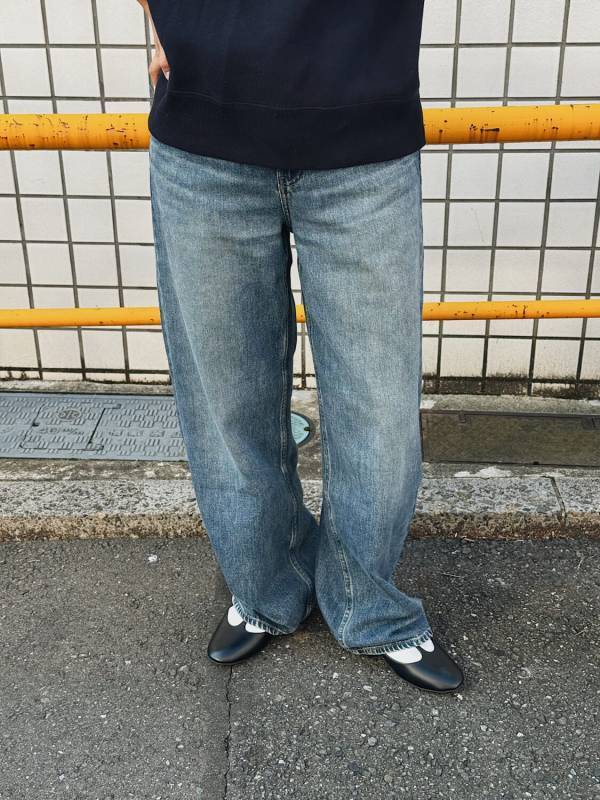 【UNIQLO:C】新作シューズ＆パンツでつくる！ 秋コーデ高見えアイテム4選 | HugMug