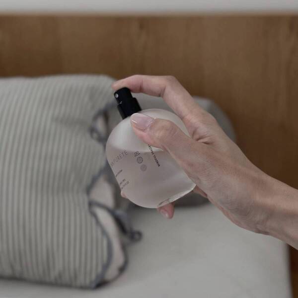 寝付けない人必見！ 【悟空のきもち×SINN PURETÉ】の睡眠ミストで寝る前が至福の時間に | HugMug
