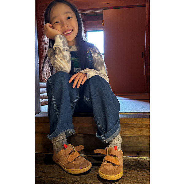 子どもの足の成長を守る！今話題の【ベアフットシューズ】3つの魅力 | HugMug