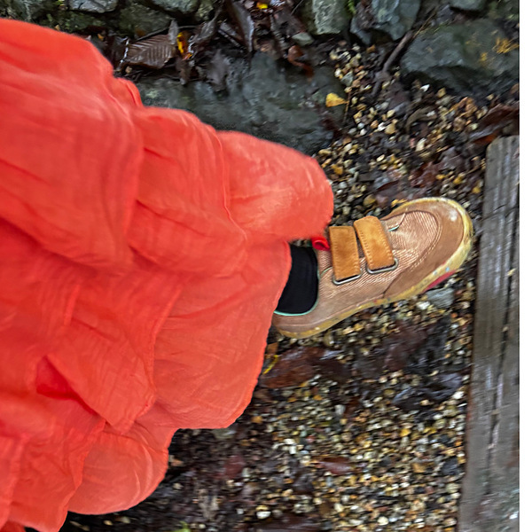 子どもの足の成長を守る！今話題の【ベアフットシューズ】3つの魅力 | HugMug