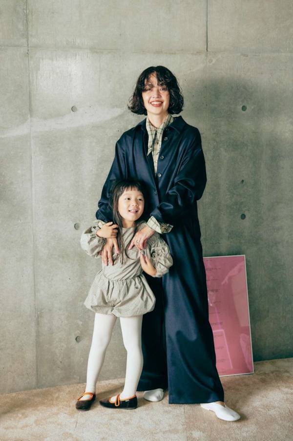 親子コーデ・バッグの中身・子育て全部見せ！【VOL.3『Uhr』ディレクター・濱中鮎子さん】 | HugMug