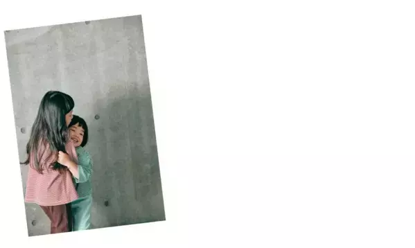 親子コーデ・バッグの中身・子育て全部見せ！【VOL.3『Uhr』ディレクター・濱中鮎子さん】 | HugMug