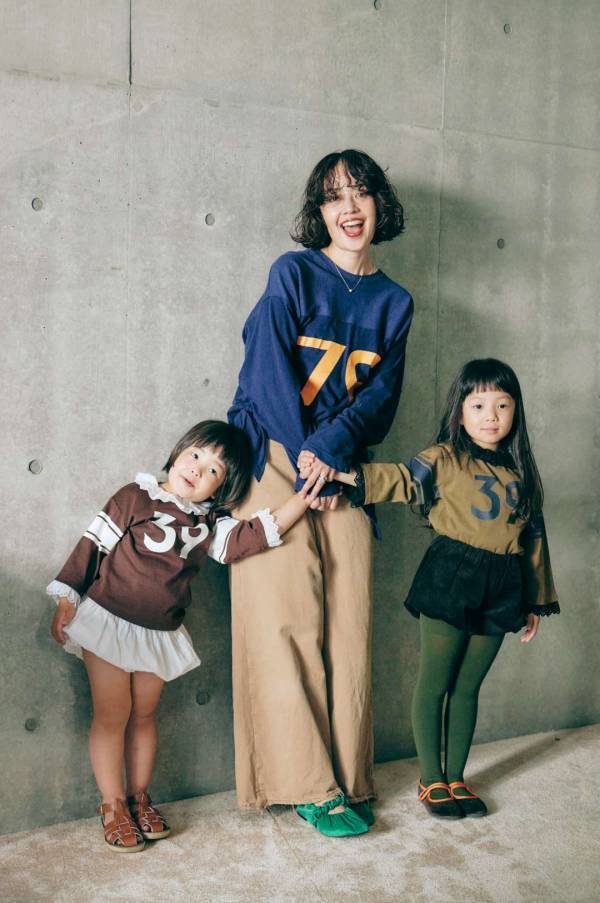 親子コーデ・バッグの中身・子育て全部見せ！【VOL.3『Uhr』ディレクター・濱中鮎子さん】 | HugMug