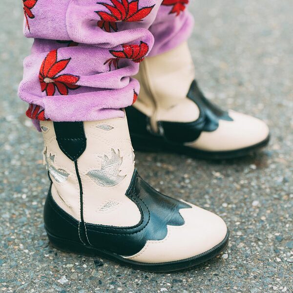 ヴィンテージの花柄ワンピ×ウエスタンブーツで甘辛MIXコーデ！ | HugMug