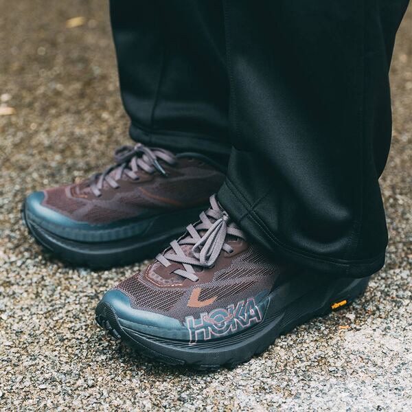 秋のトレンド「ブラウン」はこう着る！ ニットビスチェで技ありコーデ | HugMug