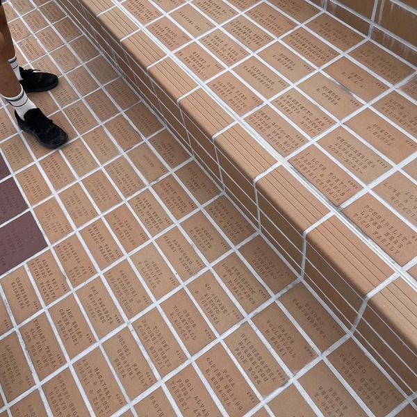 お台場新名所【TOYOTAアリーナ東京】で子連れバスケ観戦！キッズエリアやファミリールームなど嬉しい設備満載 | HugMug