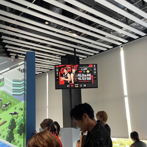 お台場新名所【TOYOTAアリーナ東京】で子連れバスケ観戦！キッズエリアやファミリールームなど嬉しい設備満載 | HugMug