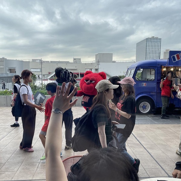 お台場新名所【TOYOTAアリーナ東京】で子連れバスケ観戦！キッズエリアやファミリールームなど嬉しい設備満載 | HugMug