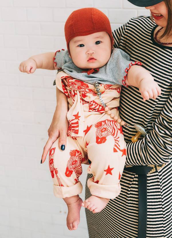 【秋のベビーSNAP7選】アイキャッチな小物をオン♡ | HugMug