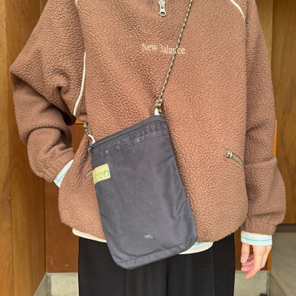 【モンベル・サロモン・ミレーetc.テックなミニBAG】おしゃれママはこう取り入れる！ | HugMug