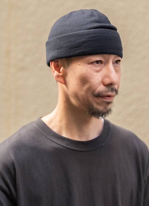 最旬デニムコーデ！ 淡めカラーで軽やか秋コーデに変身 | HugMug