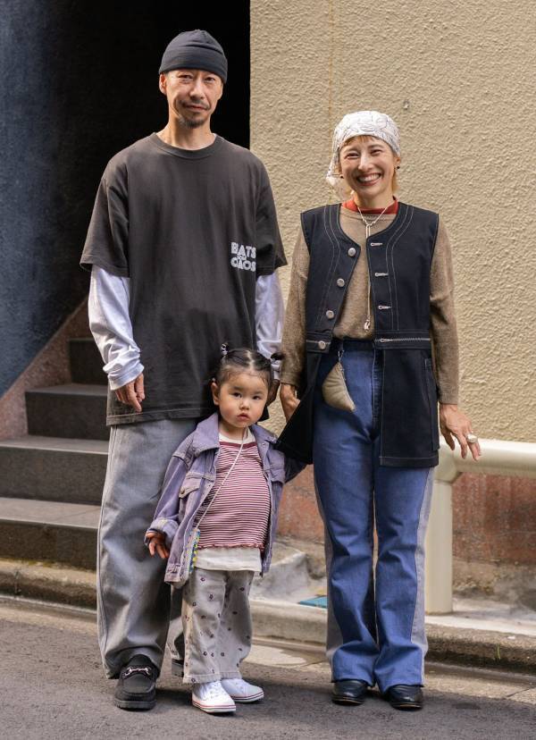 最旬デニムコーデ！ 淡めカラーで軽やか秋コーデに変身 | HugMug