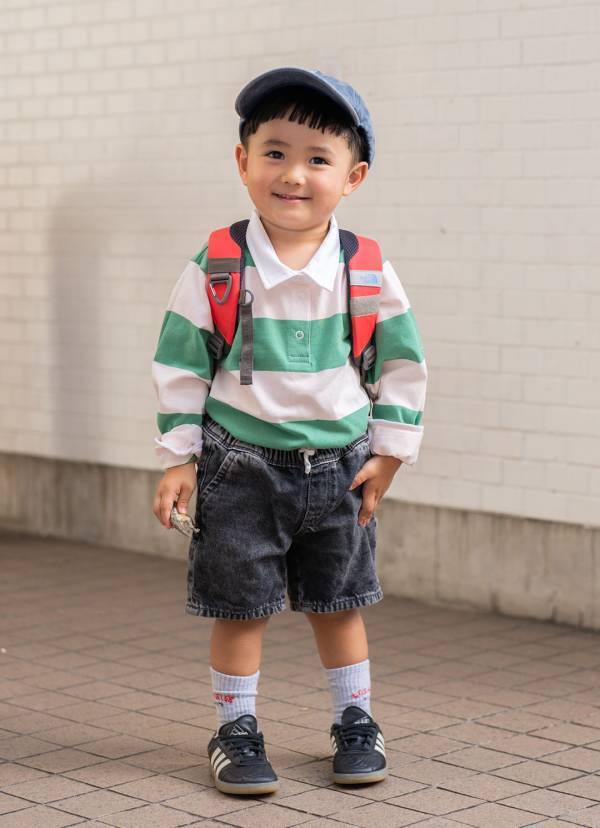 ヴィンテージアディダスでおしゃれ度爆上げ！ スポーツMIXで魅せる秋の親子コーデ | HugMug