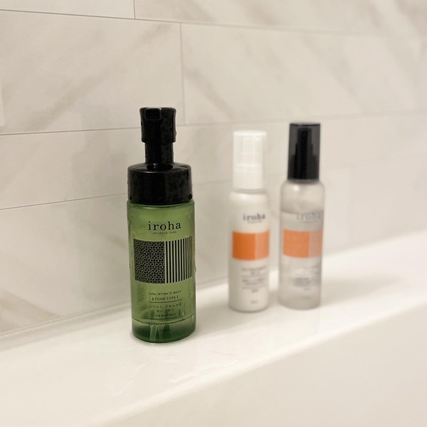 【フェムケア初心者必見】ドラッグストアで買える！ベストコスメ受賞“iroha INTIMATE CARE”って？ | HugMug