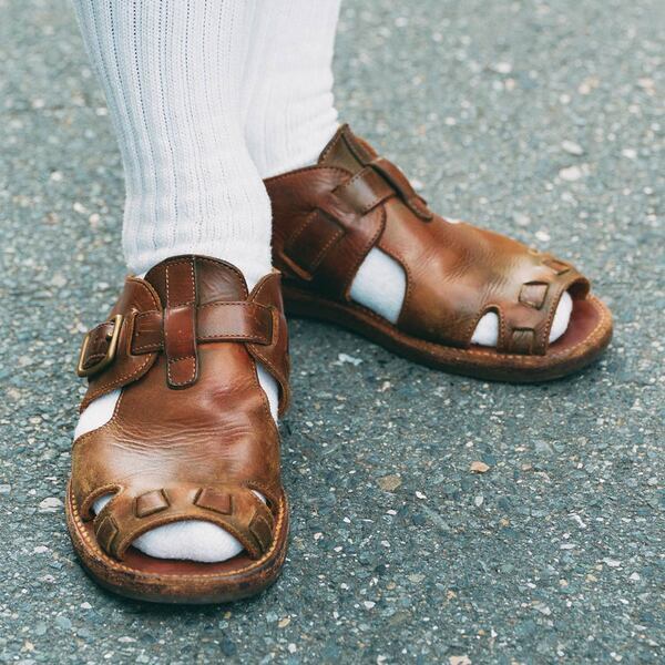 着回し力抜群なベストアウターがつかえる！ 秋のキレイめカジュアルコーデ | HugMug