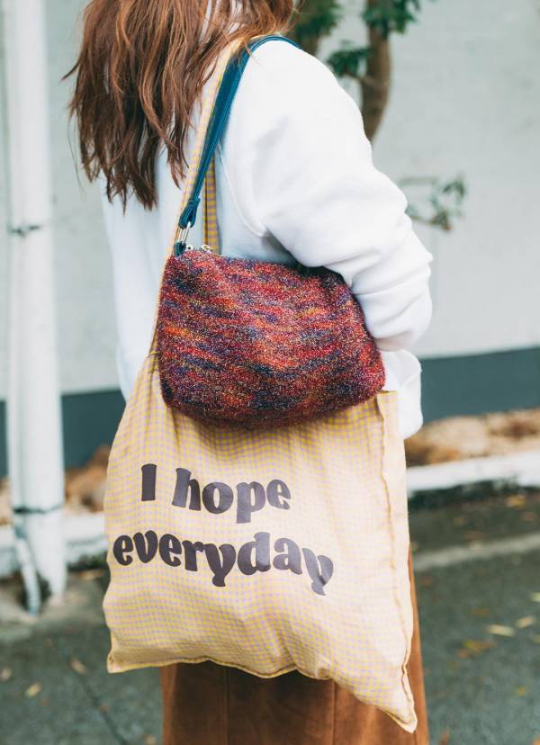 今季トレンドの「ブラウン」はこう着る！ 【秋のおしゃれファミリーSNAP】 | HugMug