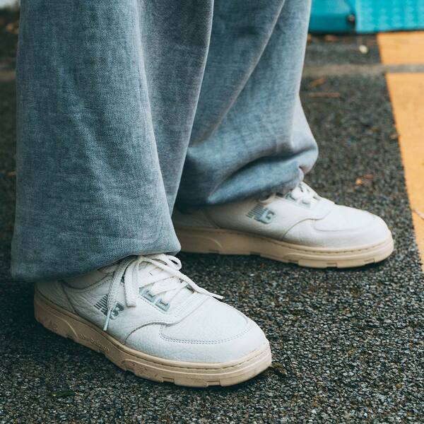 今季トレンドの「ブラウン」はこう着る！ 【秋のおしゃれファミリーSNAP】 | HugMug