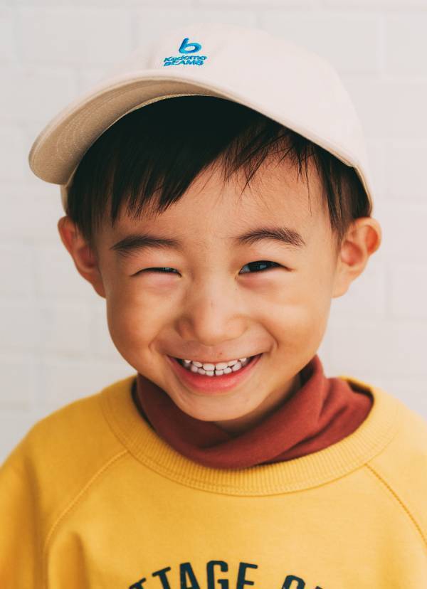 万能スウェットをおしゃれにアップデート！ 秋色であったか親子コーデ | HugMug