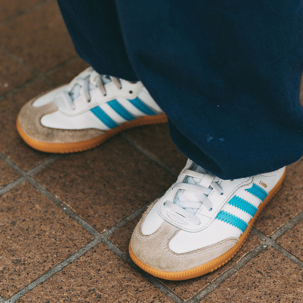 万能スウェットをおしゃれにアップデート！ 秋色であったか親子コーデ | HugMug