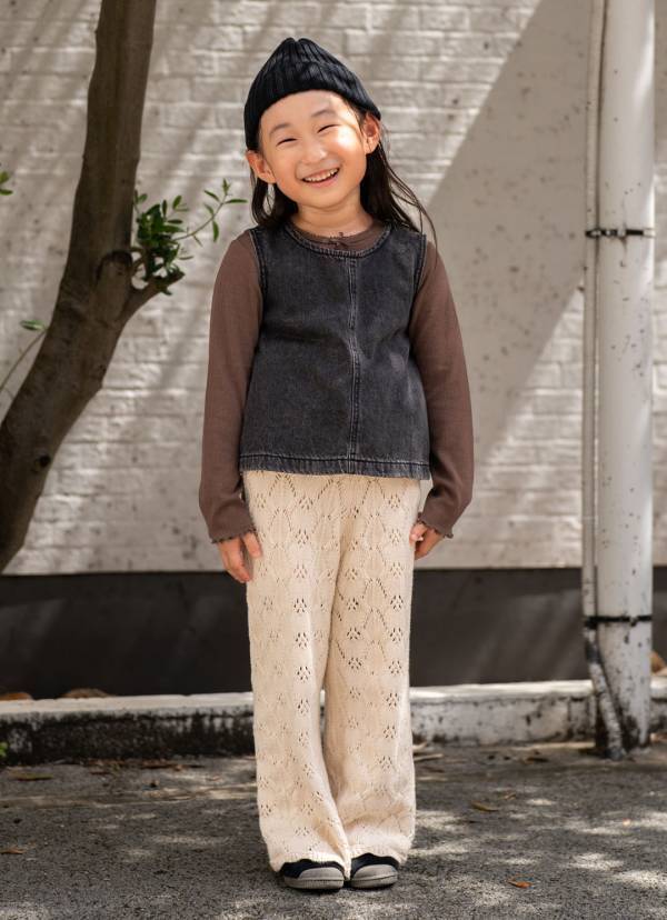 「ZARA」でつくる秋コーデがおしゃれ！季節感を意識した素材選びに拍手！ | HugMug