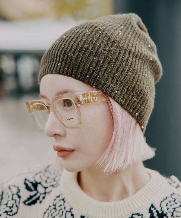 【関西おしゃれママ＆パパスナップ】今どきの“盛れる”メガネ7選 | HugMug