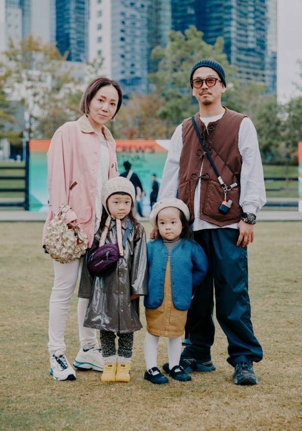 【関西おしゃれママ＆パパスナップ】今どきの“盛れる”メガネ7選 | HugMug